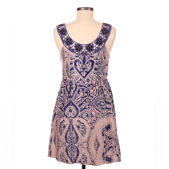 Free People Purple Paisley Crochet Beaded Cotton Shift Dress Size 2 NWT - Picture 3 of 10